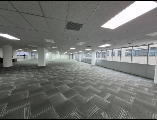 779M² OFFICE TO LET IN SANDTON CENTRAL